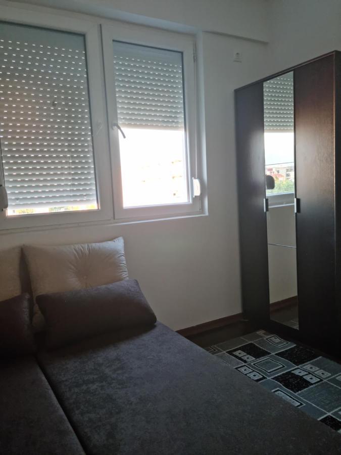 Lester Apartments Skopje Exterior foto